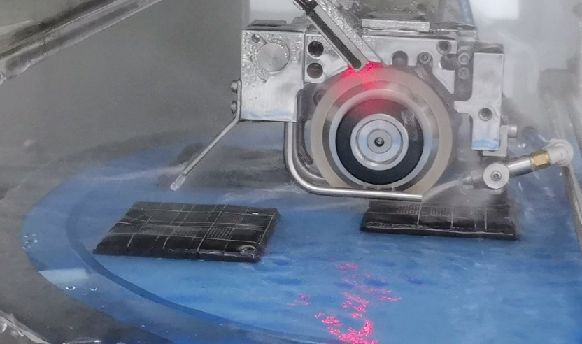 國產精密劃片機崛起：技術突破與案例分析