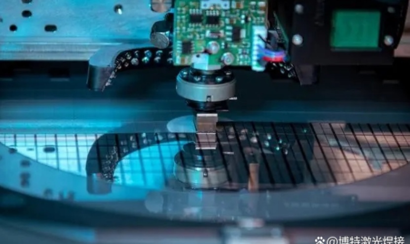 精密劃片機智能控制與AI補償技術趨勢